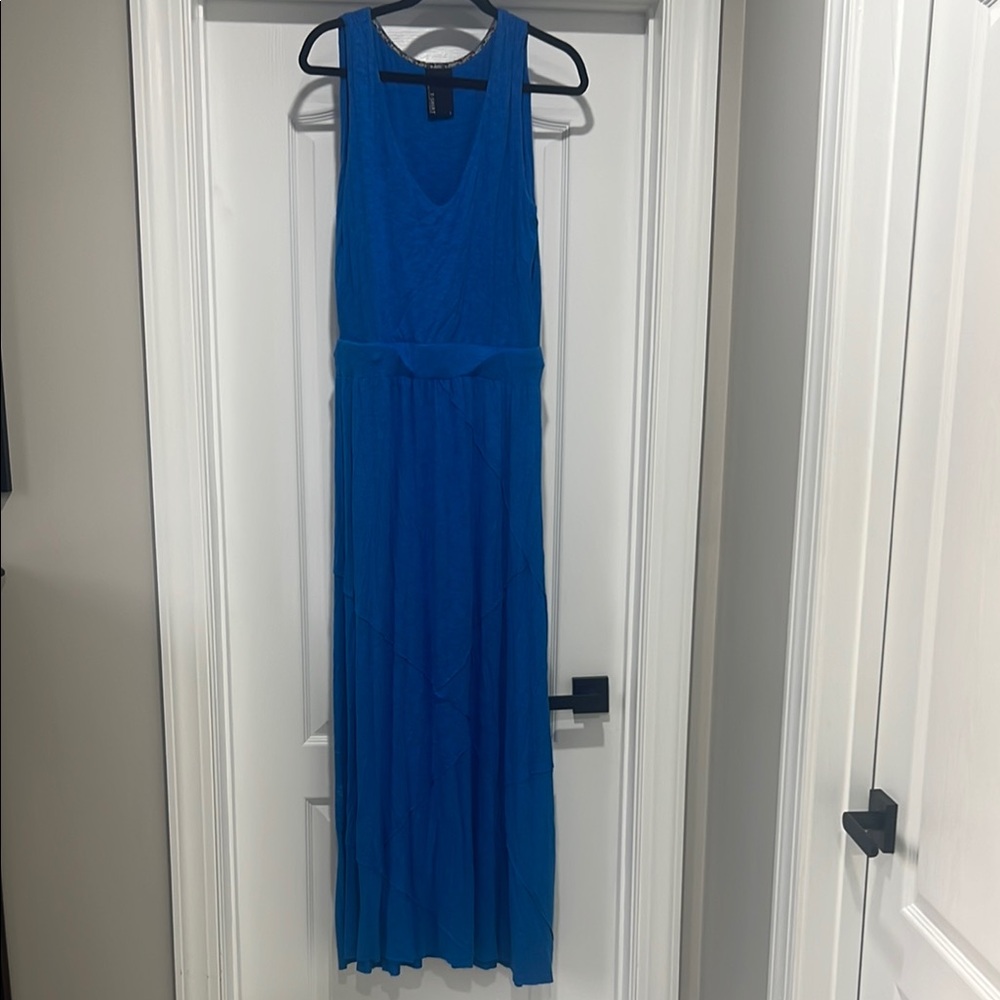 T-shirt Soft Blue Sleeveless Maxi Dress